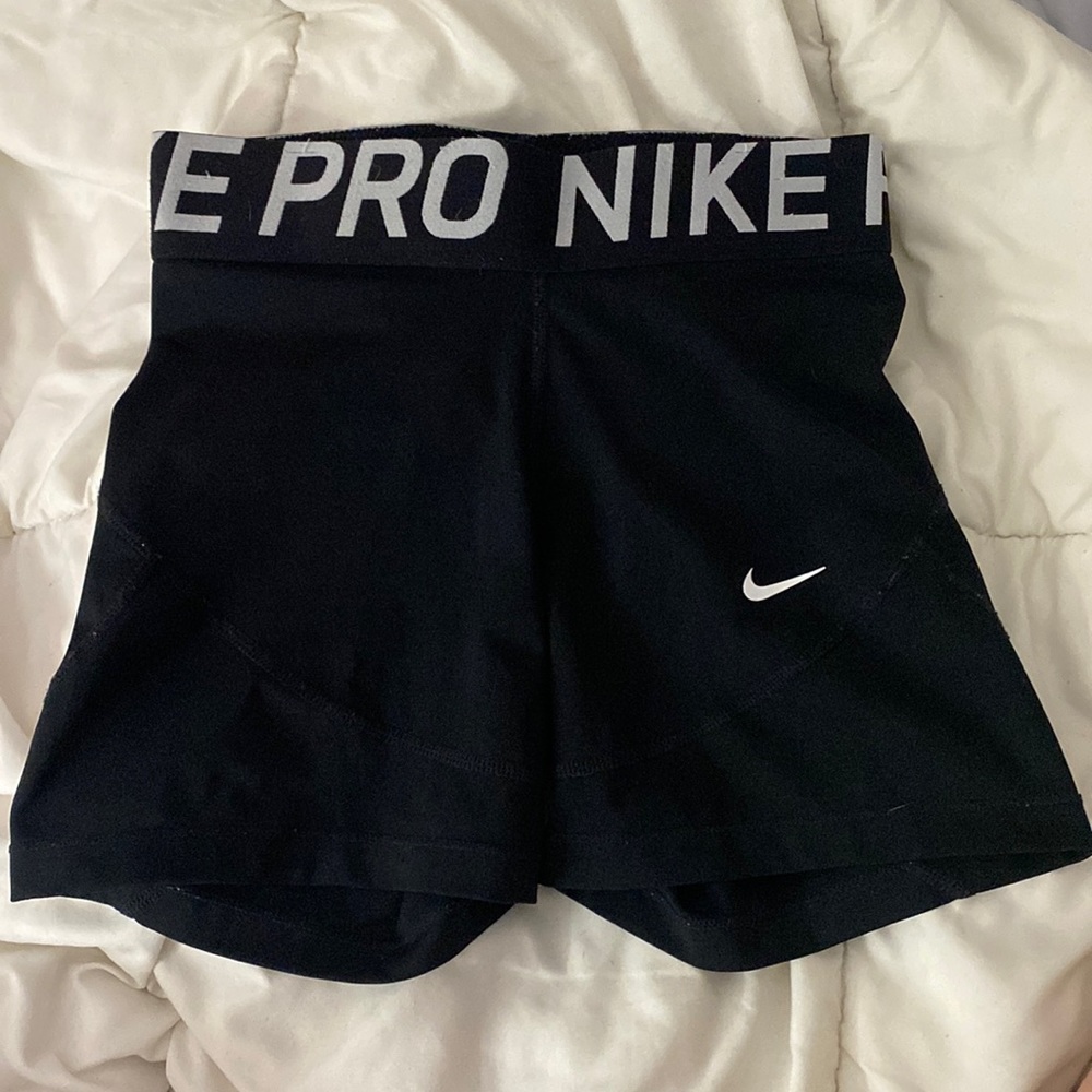womens nike pro spandex